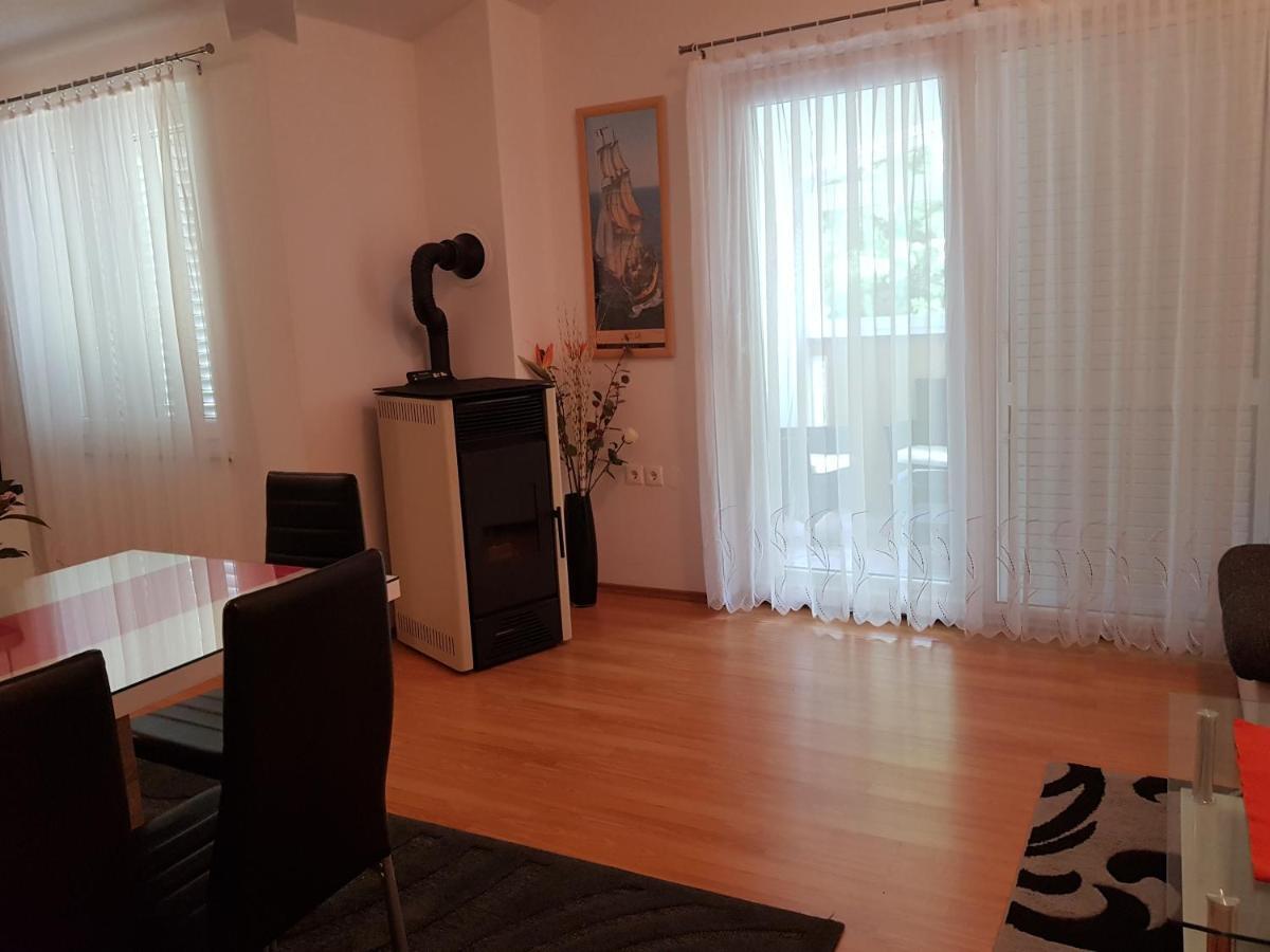 Apartma Jasmin Apartment Novi Vinodolski Luaran gambar